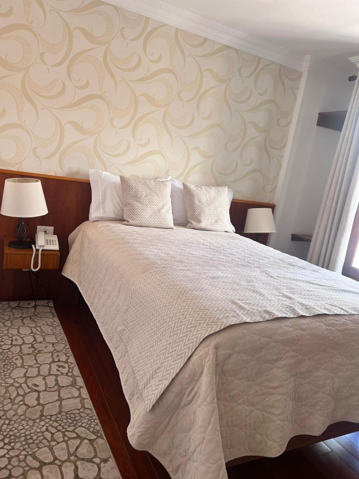 Virreyes Hotel Потоси Экстерьер фото